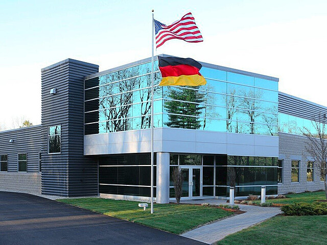 Foto vom Gebäude der HSW America in Dudley, Massachusetts.