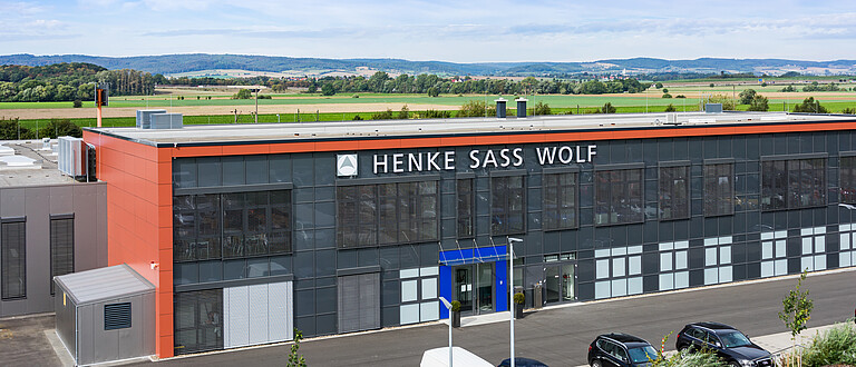 Foto des Gebäudes der HSW Mikrooptik in Noerten-Hardenberg.